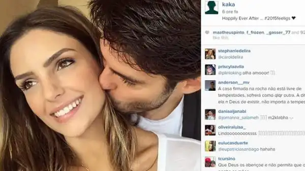 Kakà segna il gol più importante: il suo matrimonio con Caroline Celico è salvo. Dopo la separazione, sancita da un comunicato lo scorso novembre, è arrivato il "bacio della pace" su Instagram.