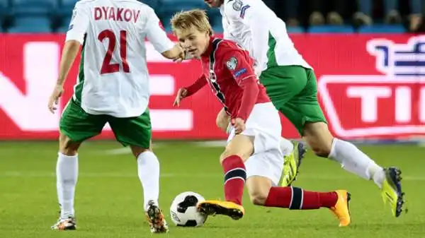 Martin Odegaard (16 anni, Strømsgodset). Il baby prodigio norvegese ha esordito in nazionale ad appena 15 anni. Centrocampista offensivo veloce e fantasioso, è nel mirino delle big di tutta Europa.