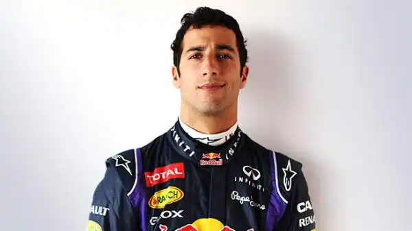 Ricciardo 6,5. L'incidente al via lo rallenta, e comunque mette insieme una gara che lo riporta a ridosso dei primi. Ma Vettel stavolta gli ha dato la paga.