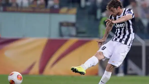 Marchisio 6. Generoso, la fortuna lo premia al momento del gol col quale si fa perdonare la distrazione sul pari di Briand.