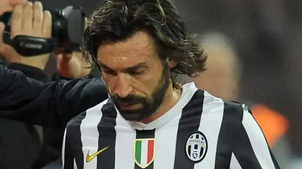 Juventus-Roma 3-2. Pirlo 5,5. Recuperato per l'occasione, non brilla. Svolge il suo compito senza forzare.