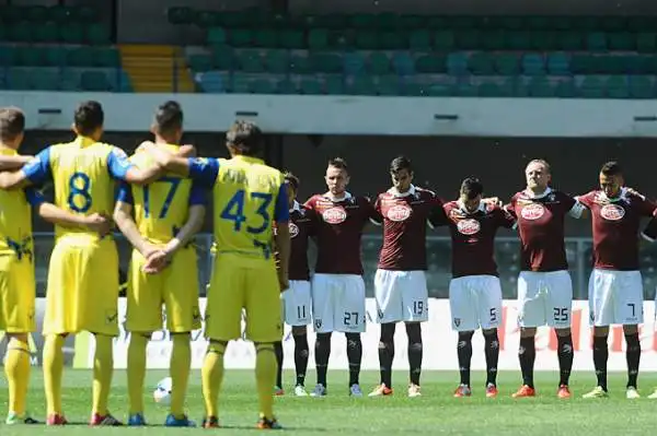 Grazie a un autogol di Sardo il Torino supera il Chievo e continua a difendere l'ultimo posto disponibile per l'Europa League.