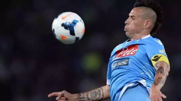 Hamsik 6. Dopo aver parlato con gli ultras sotto la curva, non incide in campo ma al fischio finale può alzare la Coppa al cielo da capitano.