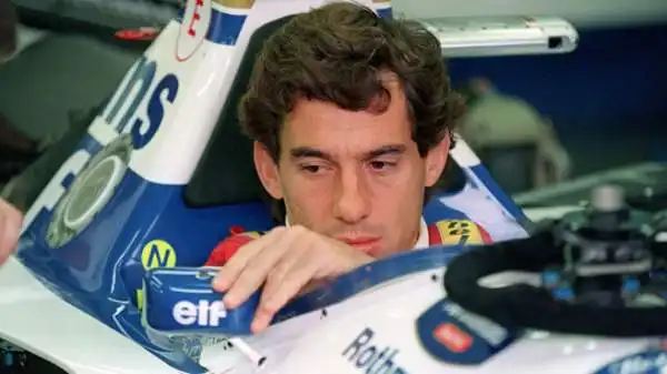 La morte di Ayrton Senna al Gran Premio di San Marino del 1994 fu l'ultimo episodio di un weekend segnato in tutta la sua durata da un'incredibile susseguirsi di tragedie.