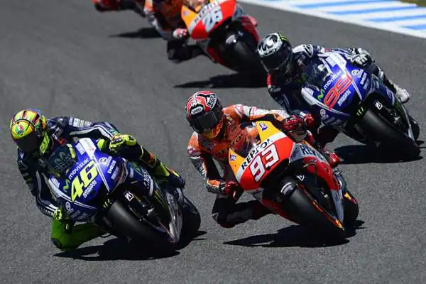 Marquez le vince tutte, molto bene Valentino Rossi che si piazza secondo.A Jerez de la Frontera dominio assoluto del campione del mondo. Il Mondiale è già indirizzato.