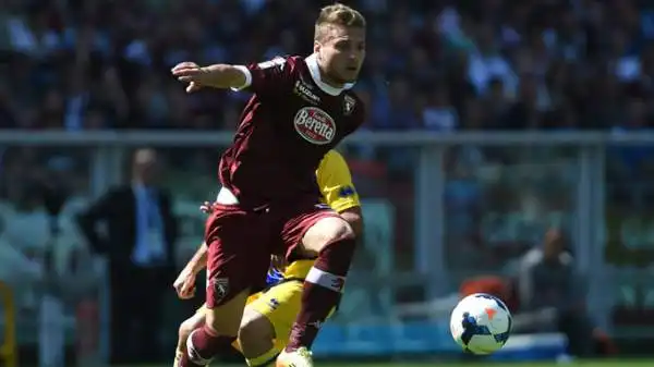 Torino-Parma 1-1. Immobile 5,5. Spiace bocciarlo, soprattutto per il capolavoro di caparbietà del gol del vantaggio. Ma l'ingenuità con cui si fa cacciare in pochi minuti è un esame non superato.