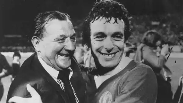 Grazie alla terza Champions vinta con il Real, Ancelotti eguagliò Paisley, lo storico tecnico del Liverpool che si aggiudicò il trofeo nel 1977, 1978 e 1981.