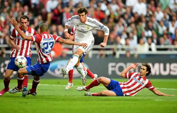 Decima al Real, crolla l'Atletico. Il Real Madrid batte i 'Colchoneros' per 4-1 e conquista la Champions dopo aver rischiato di perderla fino al quarto minuto di recupero.