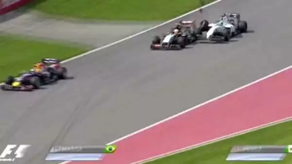 Il brasiliano della Williams ha tamponato, in fase di sorpasso, il messicano della Force India ed entrambi hanno sbattuto violentemente contro le barriere di protezione.