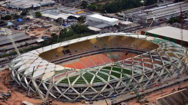 L'architettura dell'arena è ispirata alla foresta amazzonica che circonda la città di Manaus.