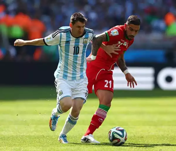 L'Argentina batte l'Iran grazie ad una rete di Leo Messi all'ultimo respiro, grande partita dell'Iran che ha messo i grande difficoltà i sudamericani.