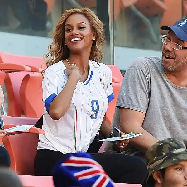 Le immagini più belle della prima settimana di gioco in Brasile in occasione della FIFA WORLD CUP 2014 con azioni, gol e tifosi nei mille colori della nazione sudamericana.