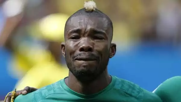 Non sono passate inosservate la lacrime di Serey Die durante l'inno della Costa d'Avorio prima della partita con la Colombia.