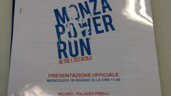 La conferenza stampa di presentazione della Monza Power Run 2014 è andata in scena a Milano, al 26° piano del Grattacielo Pirelli.