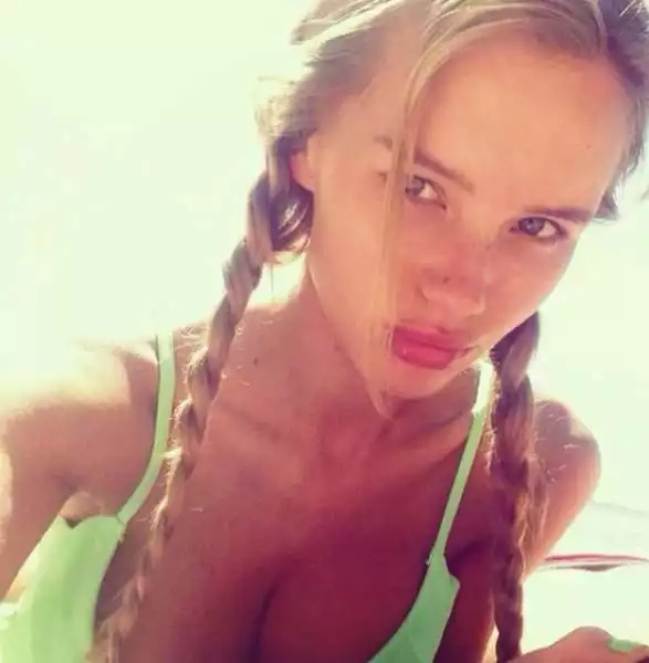 La splendida social model Russa che sta facendo impazzire i suoi fan su Twitter, Facebook e Instagram.