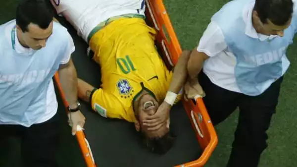 E' stato chiaro il medico Rodrigo Lasmar ha spiegato: "Non è una frattura grave, ma limita i movimenti; non c'è bisogno di intervento chirurgico per questa lesione, ma i suoi Mondiali sono finiti".