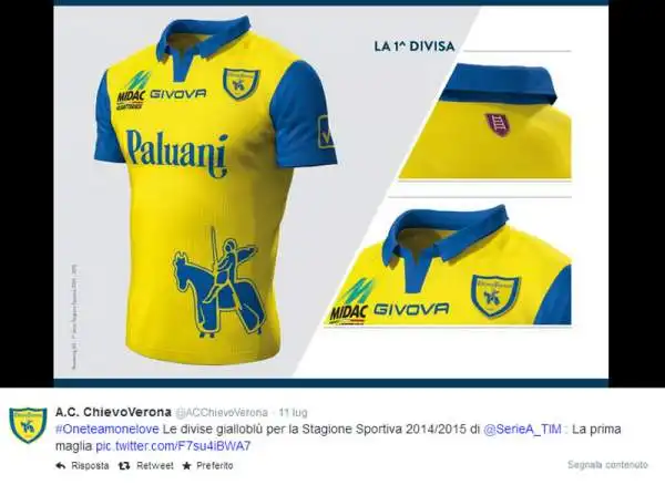Come sempre giallo royal e blu i colori della divisa ufficiale del Chievo Verona.