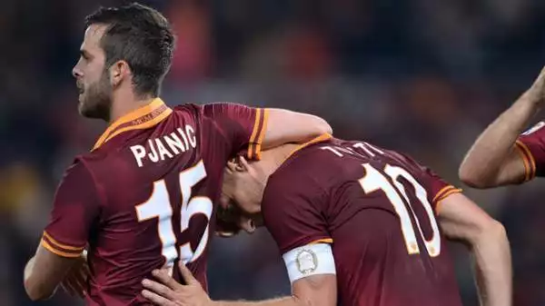 Pjanic 8. Il man of the match gioca un primo tempo a intermittenza. Nella ripresa sale in cattedra e chiude i conti con una doppietta d'autore.