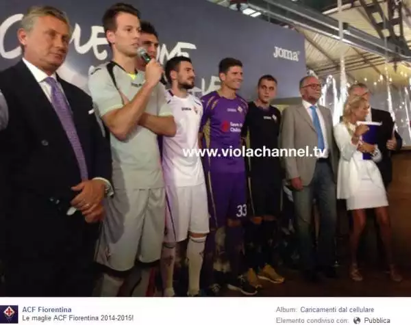 Le nuove maglie della Fiorentina.