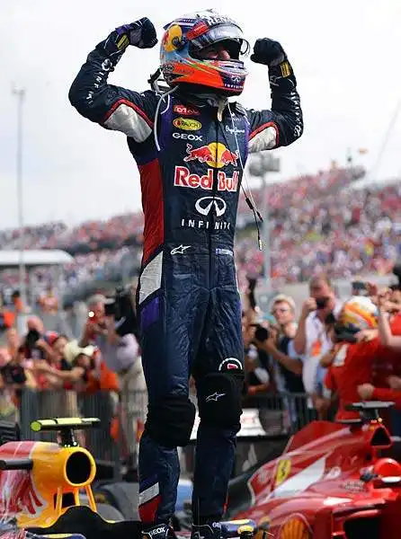 Grande gara di Alonso, superato da RIccisrdo solo a tre giri dal termine. Il pilota della Red Bull si prende la vittoria, gran secondo posto del campione della Ferrari. Terzo Hamilton, quarto Rosberg.