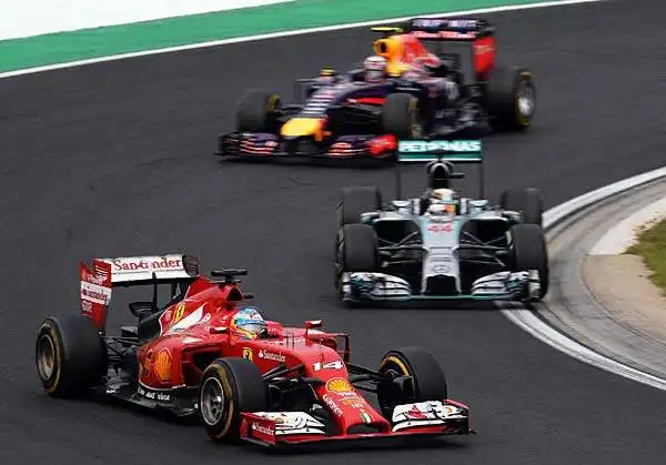 Grande gara di Alonso, superato da RIccisrdo solo a tre giri dal termine. Il pilota della Red Bull si prende la vittoria, gran secondo posto del campione della Ferrari. Terzo Hamilton, quarto Rosberg.