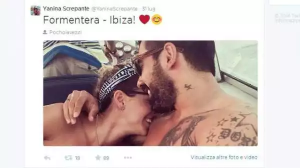 La storica fidanzata di Ezequiel Lavezzi, recentemente protagonista di foto hard con l'attaccante ex Napoli.