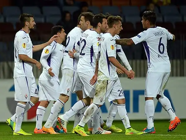 La squadra di Montella vince a Minsk con tre gol di scarto grazie ai gol di Aquilani, Ilicic e Bernardeschi confermando così il primo posto nel girone K di Europa League.