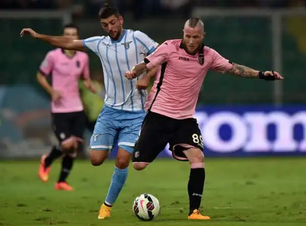Al Renzo Barbera il Palermo perde 0-4 con la Lazio. Tripletta dell'attaccante serbo Djordjevic e punto finale di Parolo. Vittoria meritata, ma passivo esagerato.