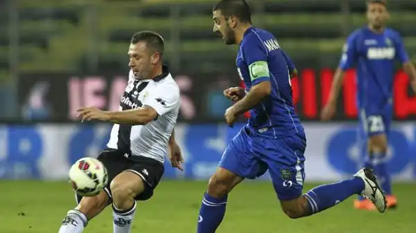 Parma-Sassuolo 1-3. Cassano 6,5. Isolato in avanti da prima punta è l'ultimo ad arrendersi e si consola col quinto gol stagionale.