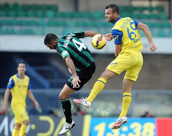 Brutto primo tempo, da segnalare solo uno splendido salvataggio di Acerbi sul tiro di Paloschi. Decisamente più Sassuolo nella ripresa ma i neroverdi no sono freddi sotto porta.