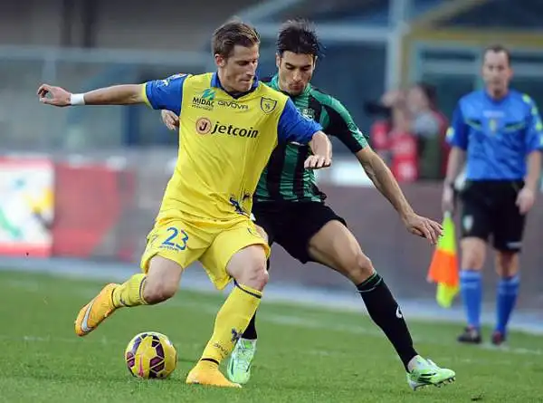 Brutto primo tempo, da segnalare solo uno splendido salvataggio di Acerbi sul tiro di Paloschi. Decisamente più Sassuolo nella ripresa ma i neroverdi no sono freddi sotto porta.