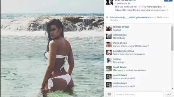 Bruna Marquezine, ex fidanzata di Neymar, è stata incoronata dai lettori della rivista brasiliana 'Vip' come la ragazza più sexy del pianeta.