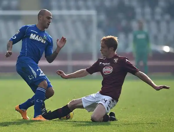 Rigori ancora stregati per il Torino, il Sassuolo espugna il comunale. Sanchez Mino sbaglia il quinto penalty di fila per i granata. Poi Floro Flores segna nei minuti finali.