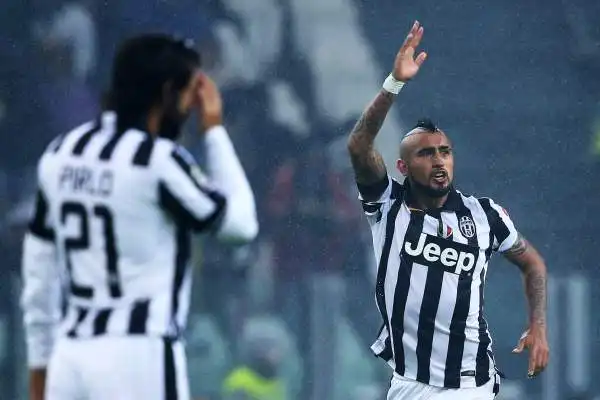 Vidal 6,5: freddo dal dischetto, fa la cosa più giusta dando la palla decisiva a Pirlo.