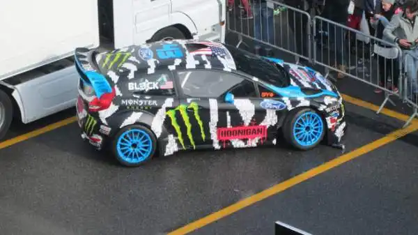 Grande spettacolo al Monza Rally Show 2014, con Valentino Rossi ma anche Robert Kubica e Ken Block.