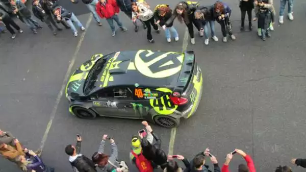 Grande spettacolo al Monza Rally Show 2014, con Valentino Rossi ma anche Robert Kubica e Ken Block.