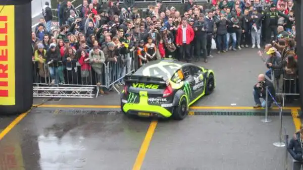 Grande spettacolo al Monza Rally Show 2014, con Valentino Rossi ma anche Robert Kubica e Ken Block.