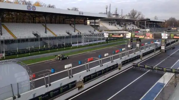 Grande spettacolo al Monza Rally Show 2014, con Valentino Rossi ma anche Robert Kubica e Ken Block.