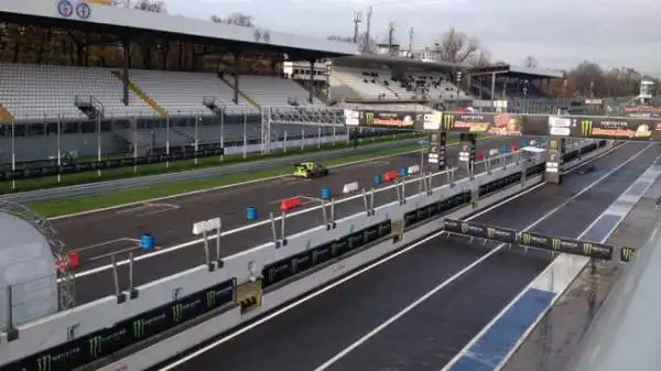 Grande spettacolo al Monza Rally Show 2014, con Valentino Rossi ma anche Robert Kubica e Ken Block.