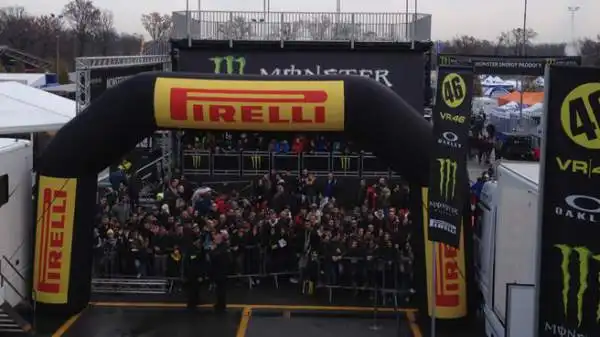 Grande spettacolo al Monza Rally Show 2014, con Valentino Rossi ma anche Robert Kubica e Ken Block.