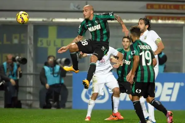 Il Sassuolo ribalta il Verona. Sansone e Taider vanificano il vantaggio ospite di Moras.