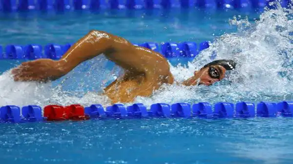 Paltrinieri illumina la giornata azzurra ai Mondiali di nuoto in vasca corta a Doha. Il nuotatore di Carpi conquista la medaglia d'oro nella finale dei 1500 stile libero con il tempo di 14'16"00.