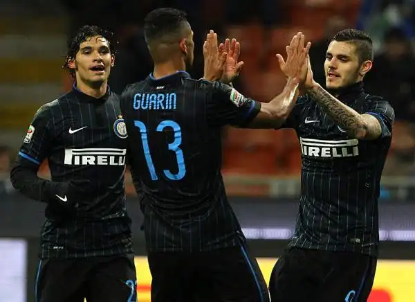 L'inter parte bene e chiude in vantaggio il primo tempo con un gol di Icardi. Nella ripresa l'Udinese pareggia con un bel gol di Fernandes e trova il gol vittoria con Thereau su regalo di Palacio.