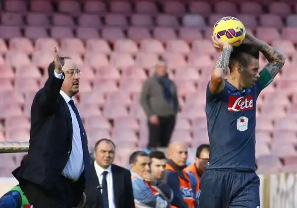 Pareggio ricco di emozioni al San Paolo con i toscani che vanno sul 2-0 con le reti di Rugani e Verdi e con il Napoli che acciuffa il pari con i gol di Zapata e De Guzman.