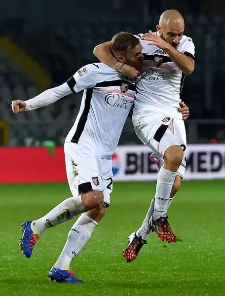 Bella partita all'Olimpico con il Palermo che va avanti due volte con Rigoni e Dybala e con i granata che rispondo due volte: prima con il primo gol in A di Martinez e poi con capitan Glik.