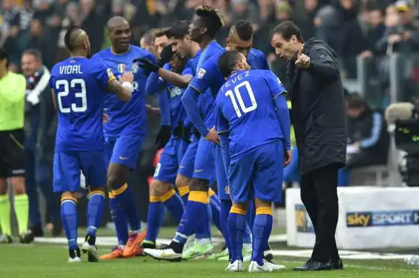 Gabbiadini ferma la Juve a Torino. Dopo 25 vittorie i bianconeri interrompono la propria striscia allo Stadium: la Sampdoria pareggia nella ripresa la rete di Evra.