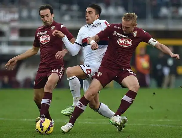 Il Toro vince in rimonta contro un ottimo Genoa grazie a una doppietta del proprio capitano Glik. Di Falque il gol del momentaneo vantaggio rossoblu.