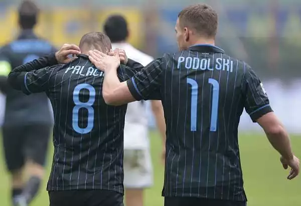 I nerazzurri vincono per 3-1. In gol Palacio, Icardi e Vidic, Izzo per gli ospiti. Bene Podolski, niente esordio per il neoacquisto Shaqiri .