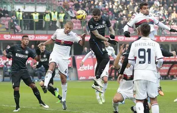 I nerazzurri vincono per 3-1. In gol Palacio, Icardi e Vidic, Izzo per gli ospiti. Bene Podolski, niente esordio per il neoacquisto Shaqiri .