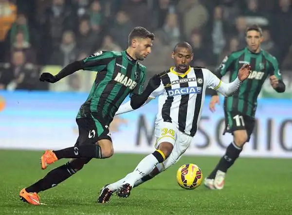 Pareggio al Mapei Stadium, con le reti di Zaza e Thereau. A un primo tempo equilibrato segue una ripresa a marca neroverde, ma la porta di Karnezis è sigillata e il risultato non cambia.